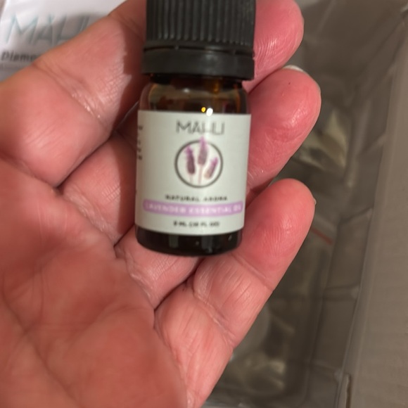 NEW! Mahli Diamond Aroma Diffuser LED MOOD LIGHTS VHTF VIRAL TIKTOK FAMOUS - Picture 7 of 9